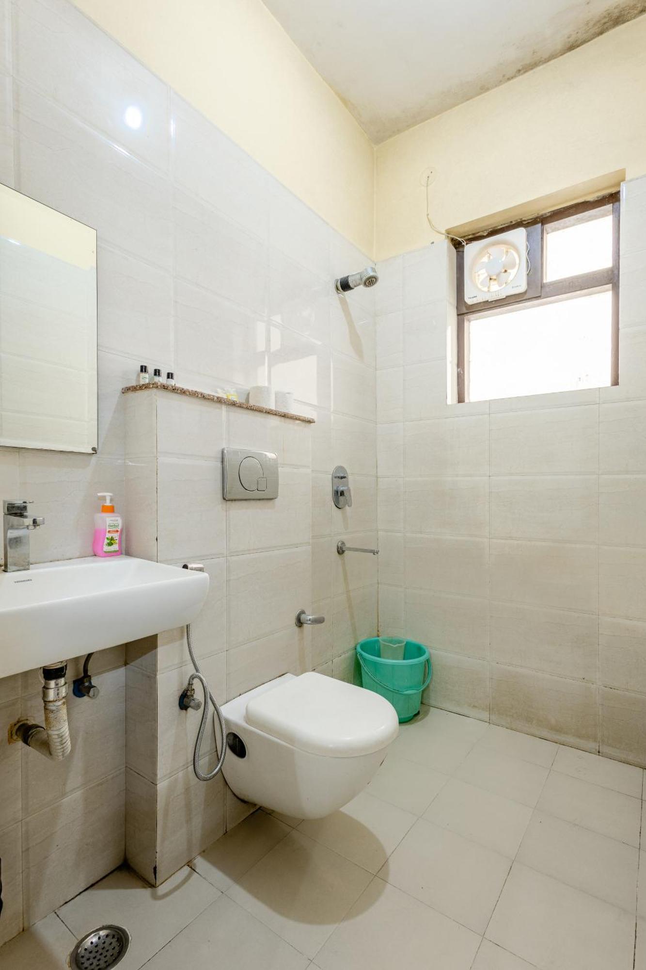 Lime Tree Studio Near Fortis Gurgaon Exterior foto